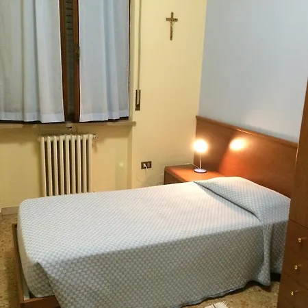 Casa San Zeno - Istituto Salesiano ゲストハウス