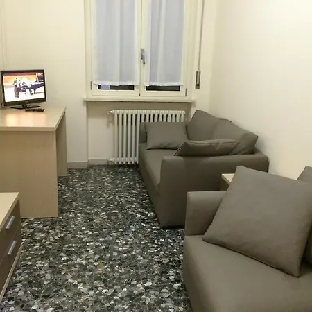 Casa San Zeno - Istituto Salesiano 3* Βερόνα